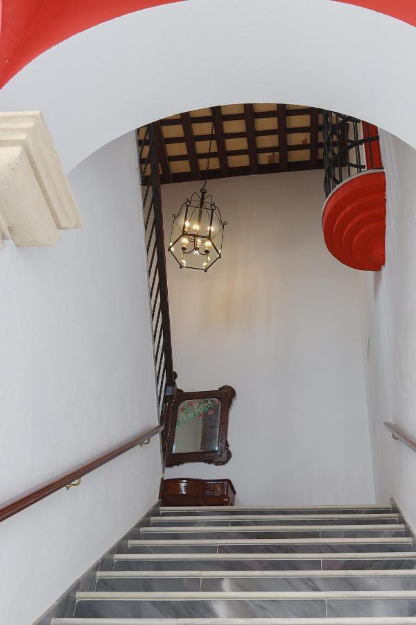 Отель Casa Del Regidor Эль-Пуэрто-де-Санта-Мария Экстерьер фото